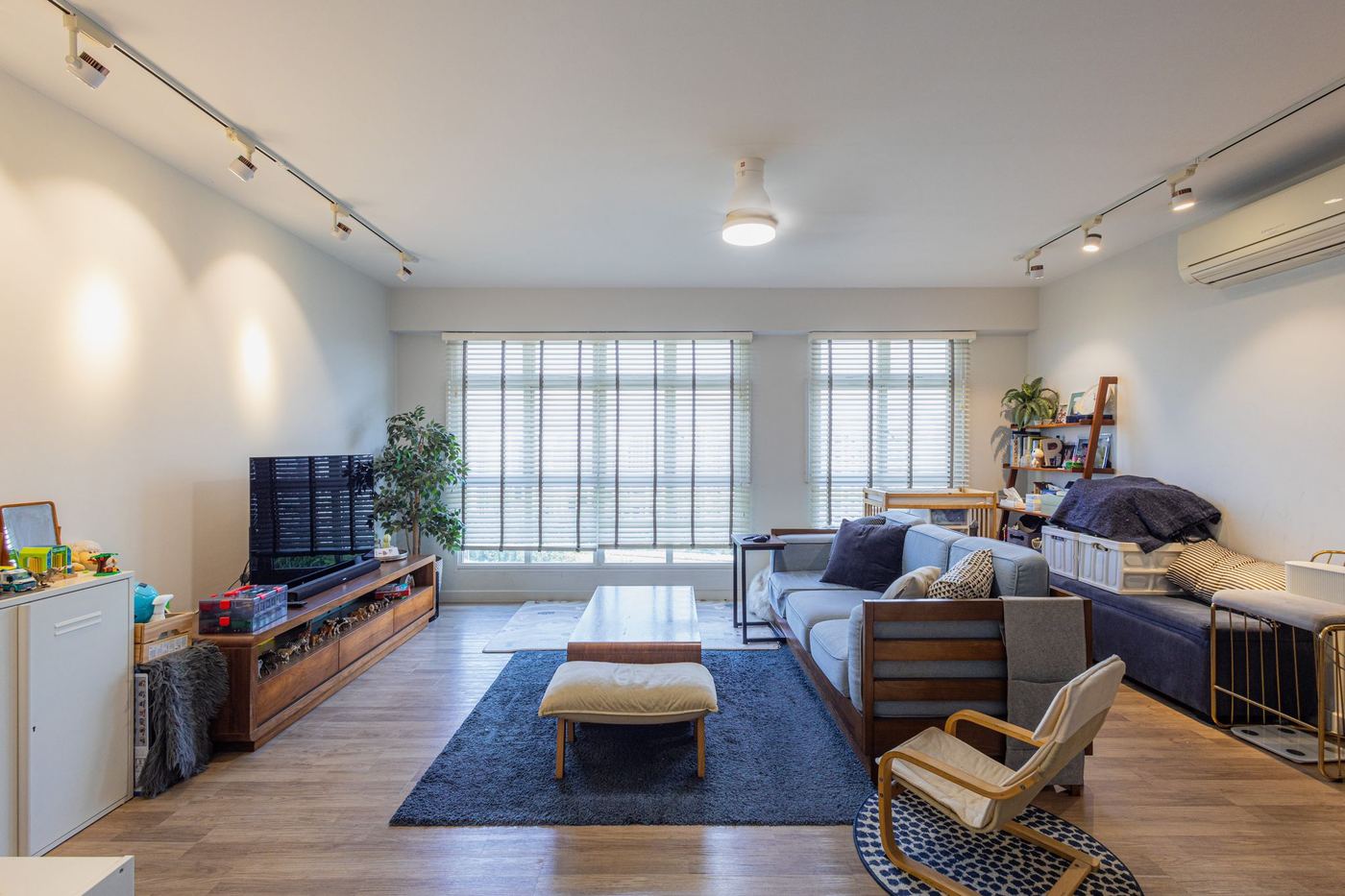 Sengkang 5-room HDB at Compassvale Crescent